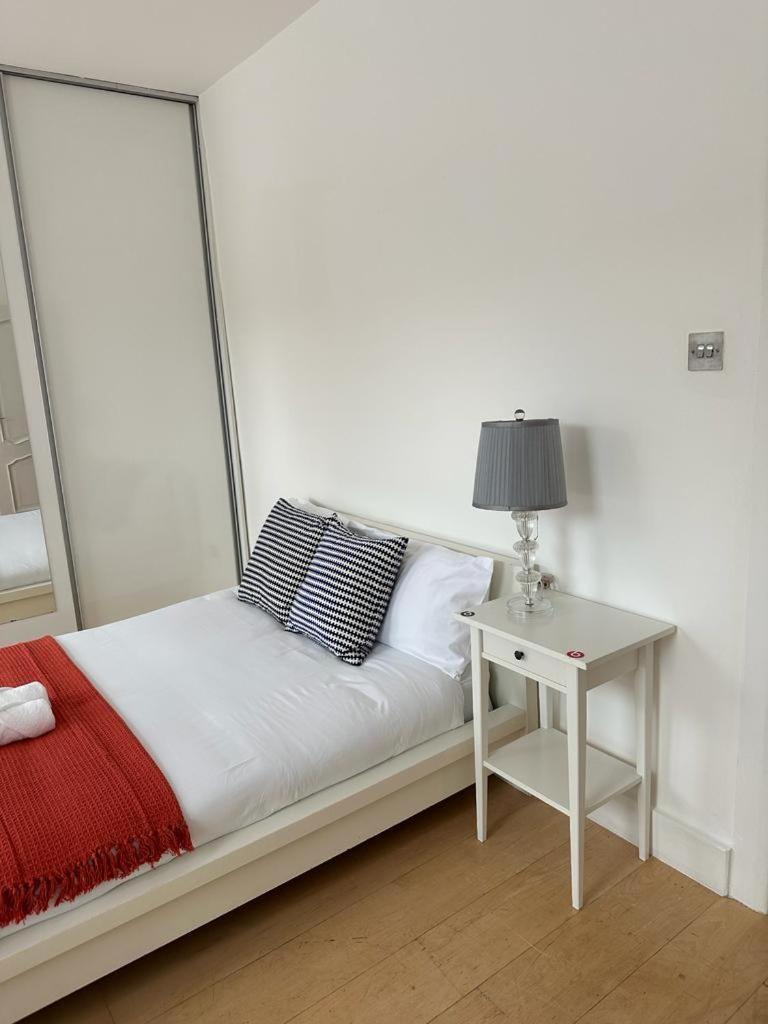 Spacious City London Apartments London Eye, Westminster, Big Ben, Vauxhall Station エクステリア 写真