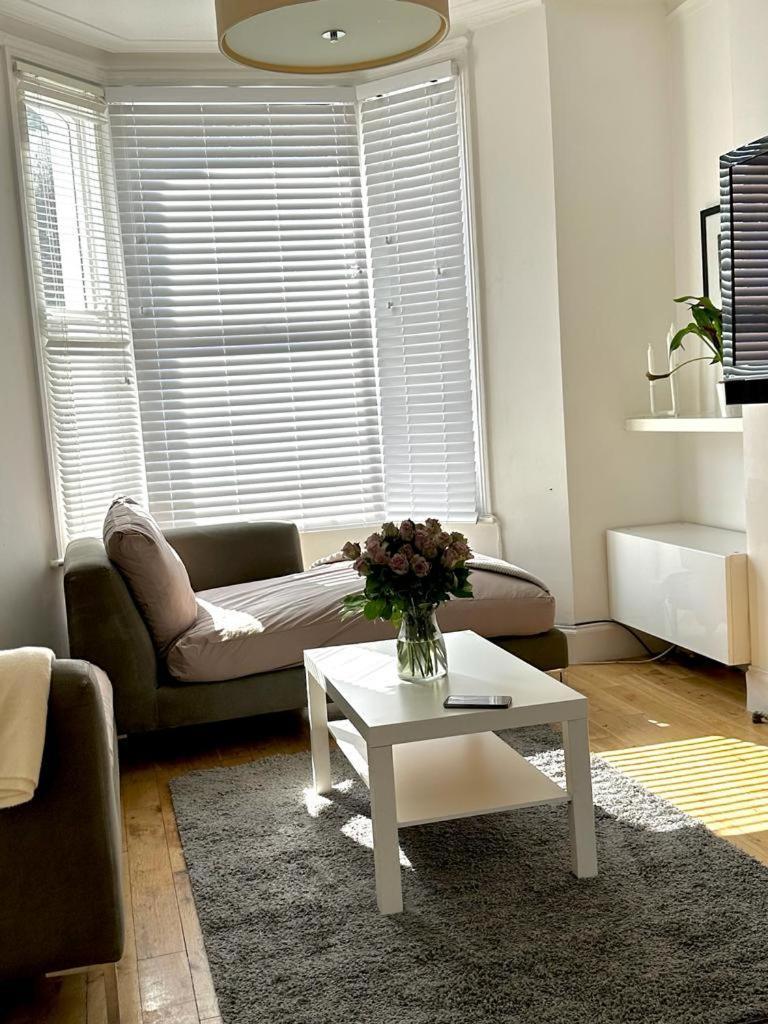 Spacious City London Apartments London Eye, Westminster, Big Ben, Vauxhall Station エクステリア 写真